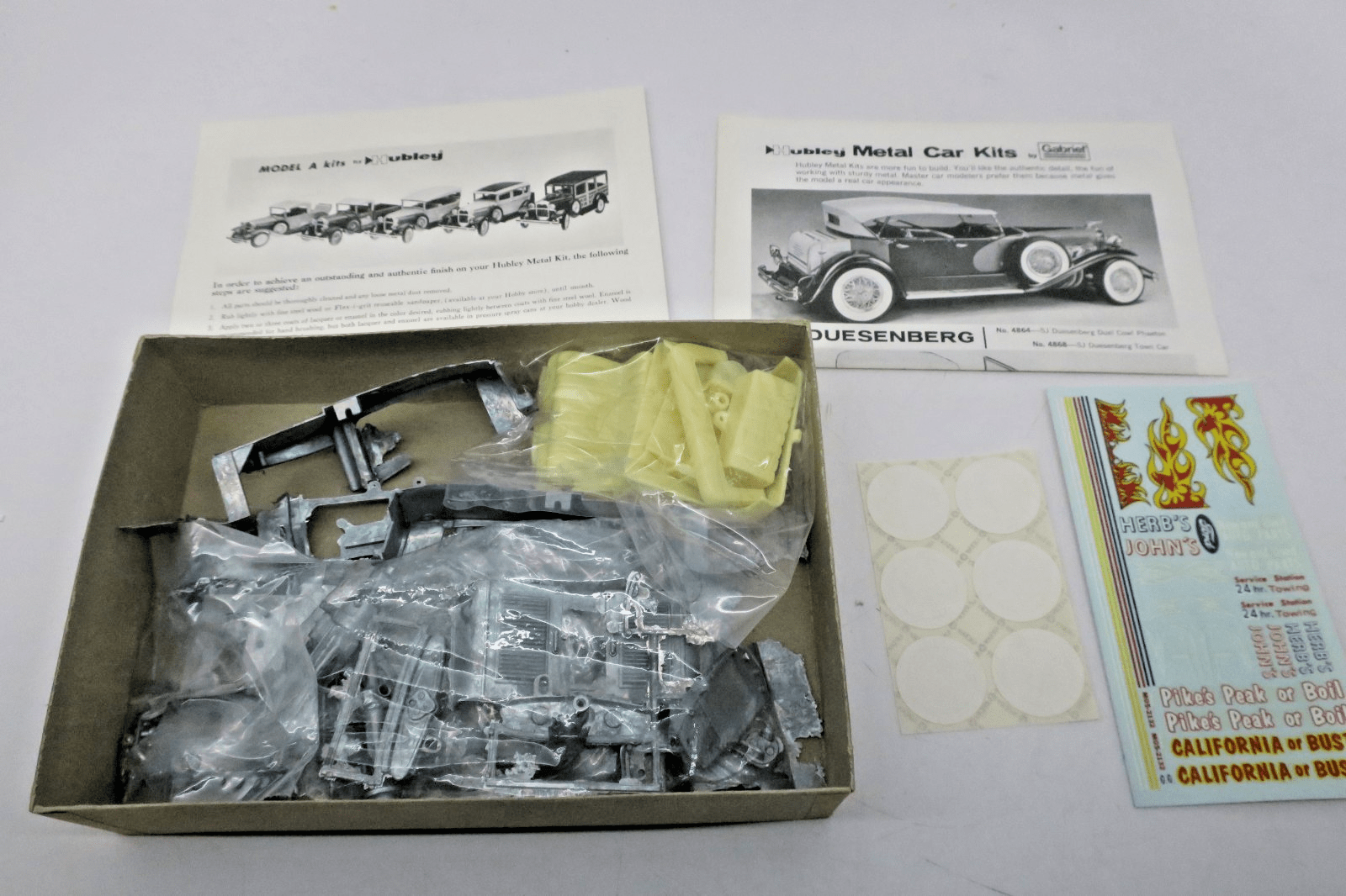Vintage Hubley Model A Roadster Model Kit 4850 - WISE GUYS HOBBIES LLC