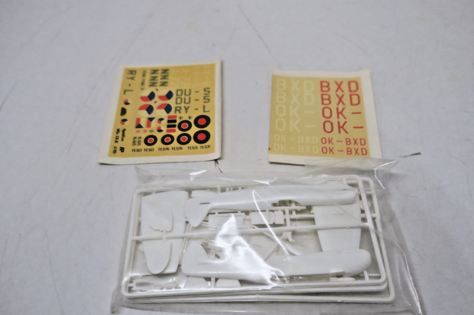 KP 1/72 Vickers Supermarine Spitfire Mk. LF IX E Model Kit 20 - WISE GUYS HOBBIES LLC