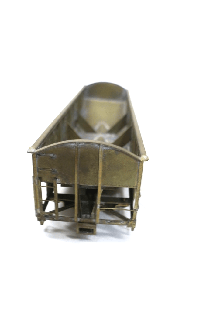 O - SCALE BRASS MAX GRAY PANEL SIDE PEAKED END TRIPLE HOPPER 707 IN BOX - WISE GUYS HOBBIES LLC