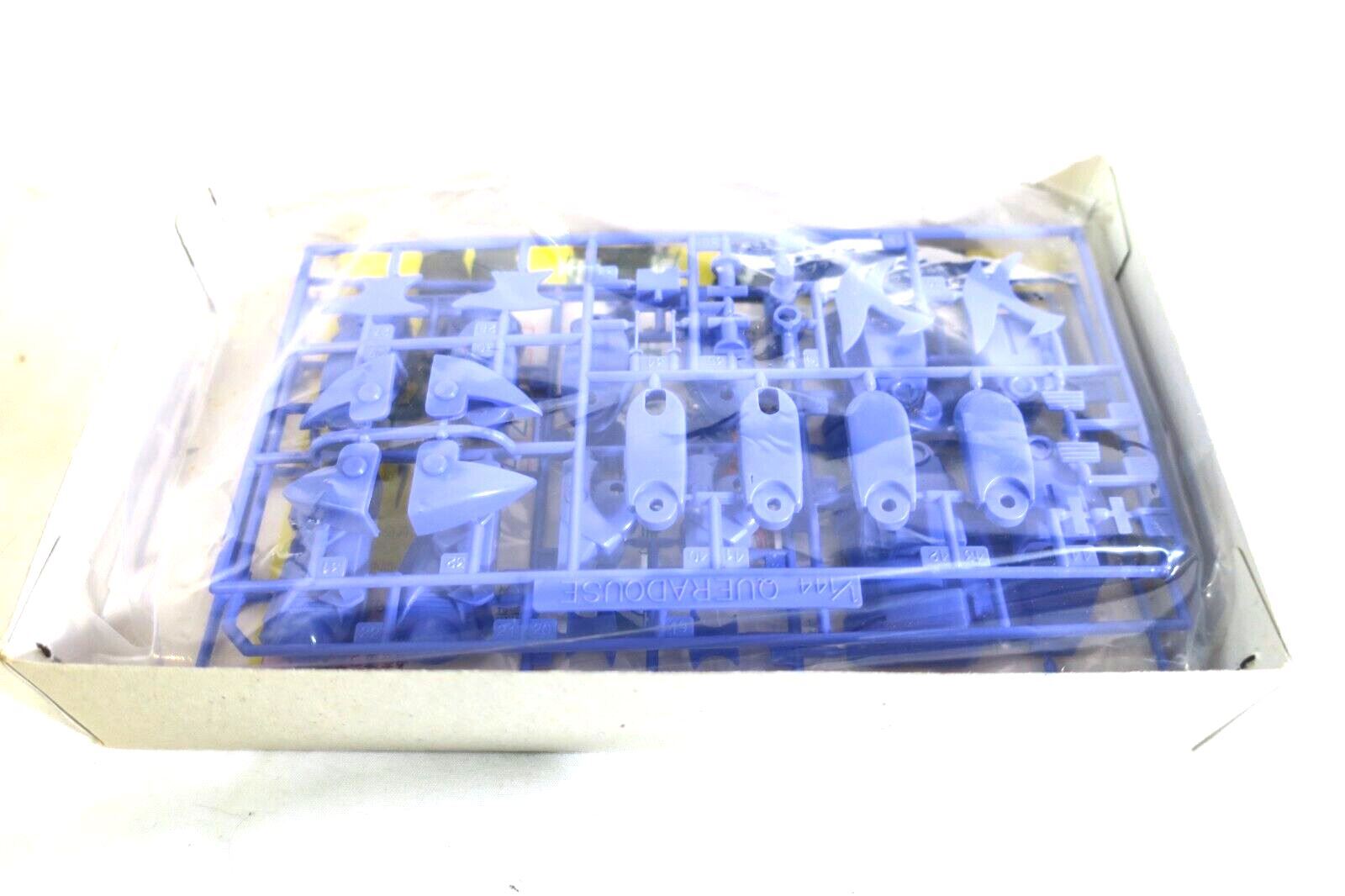 AOSHIMA ACROBUNCH 1/144 ALIEN ROBOT WAR MACHINE MODEL KIT - QUERA DOUSE (E19) - WISE GUYS HOBBIES LLC