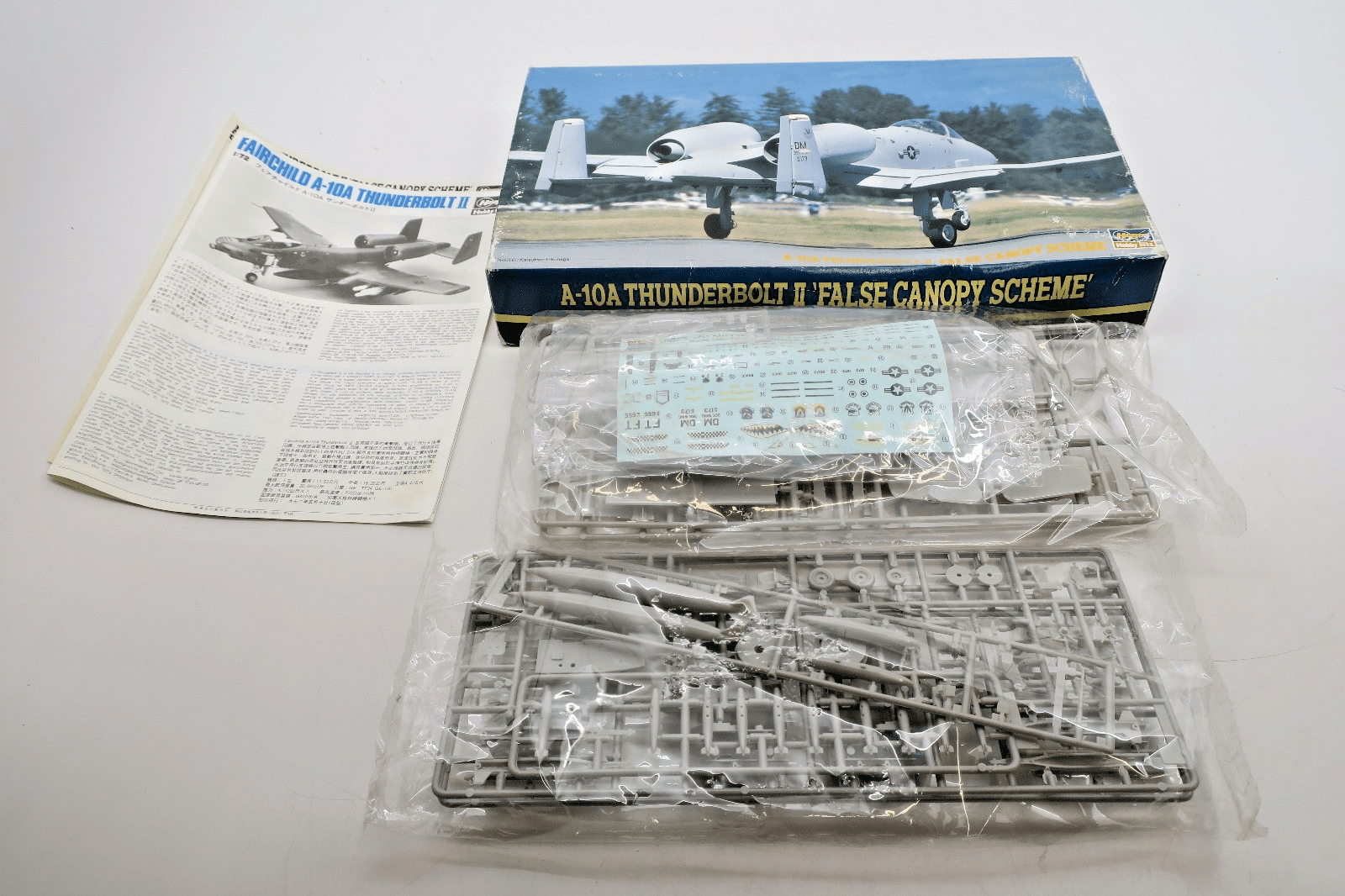 Hasegawa 1/72 A - 10A Thunderbolt II False Canopy Scheme Model Kit BOX DAMAGE - WISE GUYS HOBBIES LLC