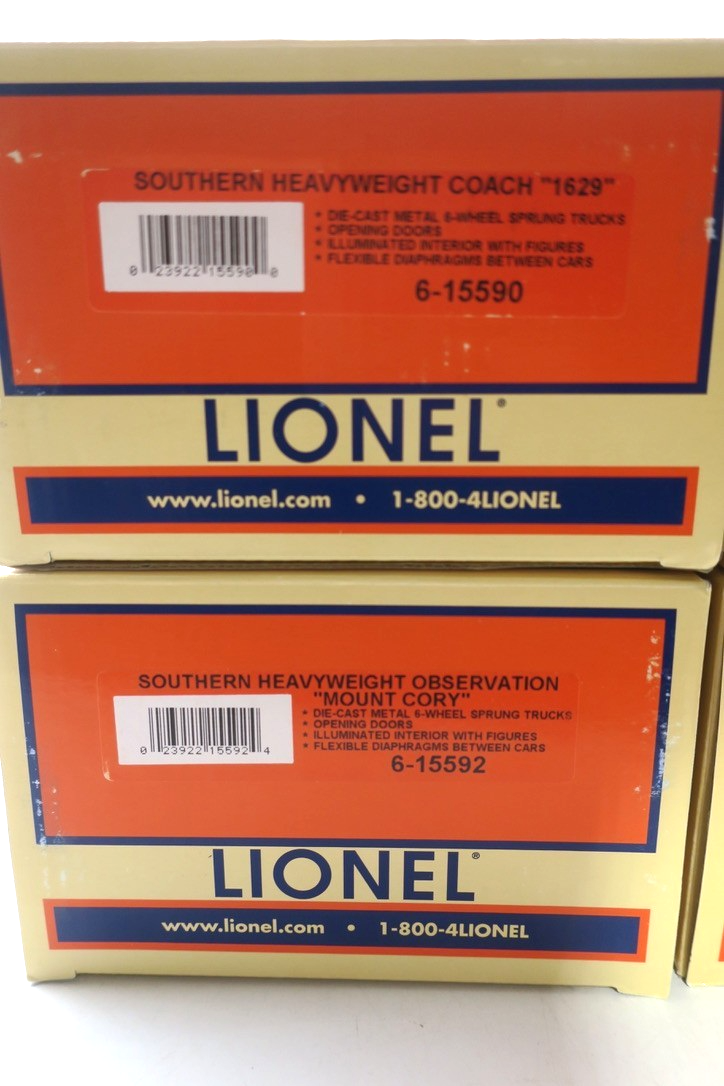 Lionel O-Scale 6-15588 Southern Heavyweight Passenger Car 4-Pack