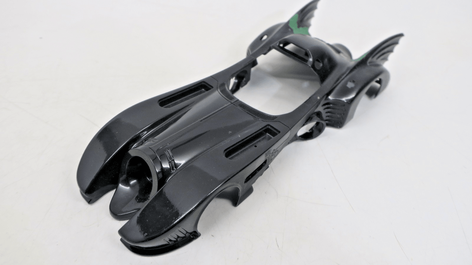 AMT 1/25 6877 Batman Batmobile Model Kit STARTED - WISE GUYS HOBBIES LLC