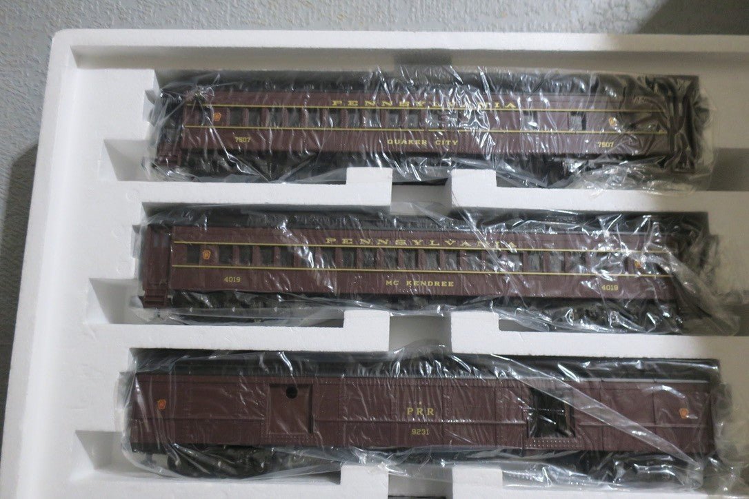 LIONEL MTH MT - 4018 O GAUGE Pennsylvania Madison Passenger Car Set 18 INCHES - WISE GUYS HOBBIES LLC