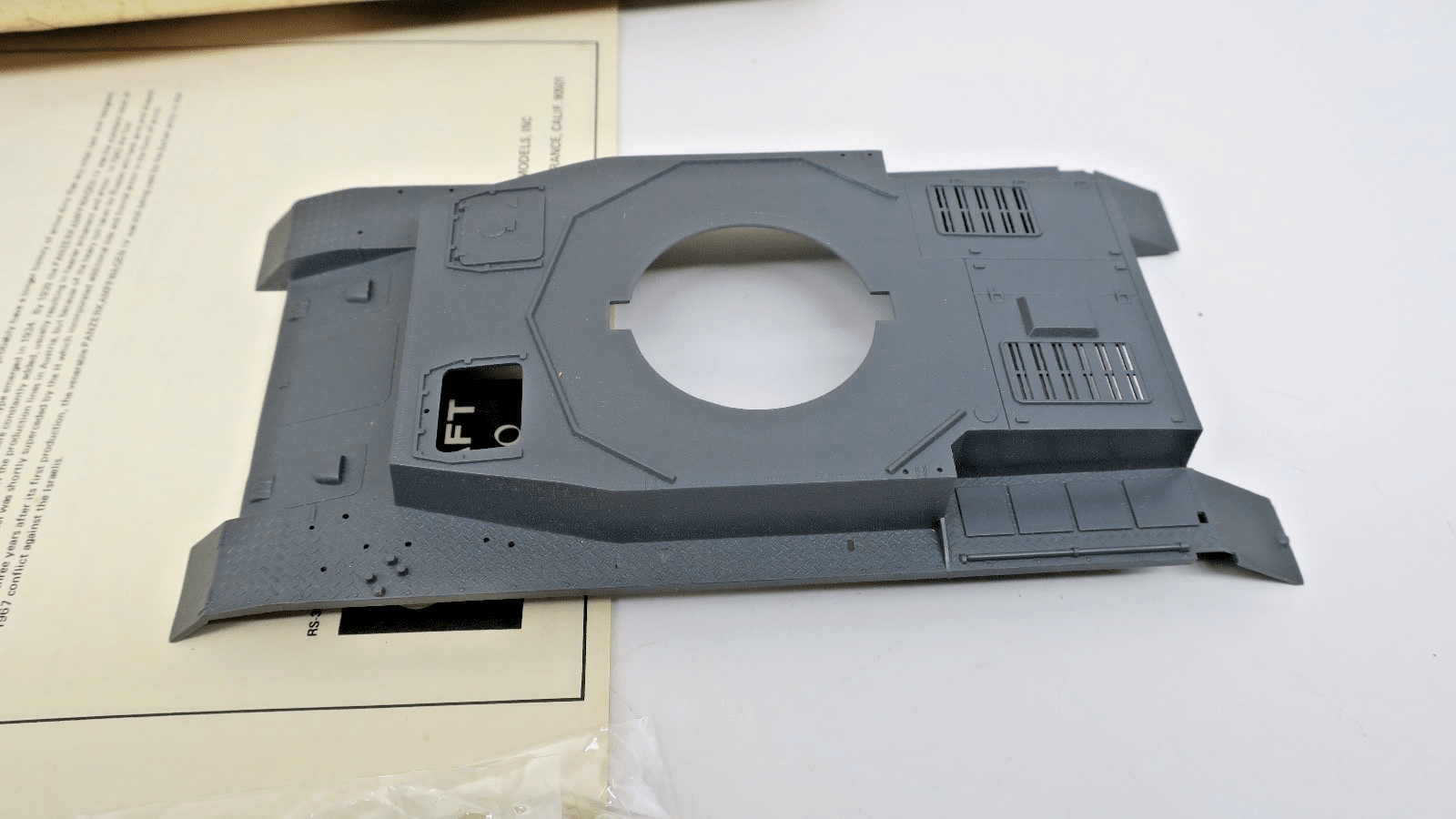 Nichimo 1/30 Panzerkampfwagemn IV Ausf. G Motorizerd Model Kit - WISE GUYS HOBBIES LLC