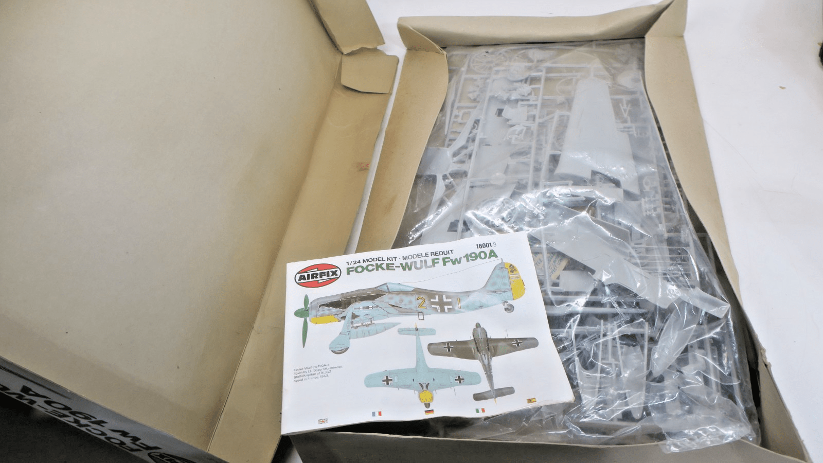 Airfix 1/24 Focke-Wulf Fw 190A Model Kit 16001-8 Missing Decals - WISE GUYS HOBBIES LLC