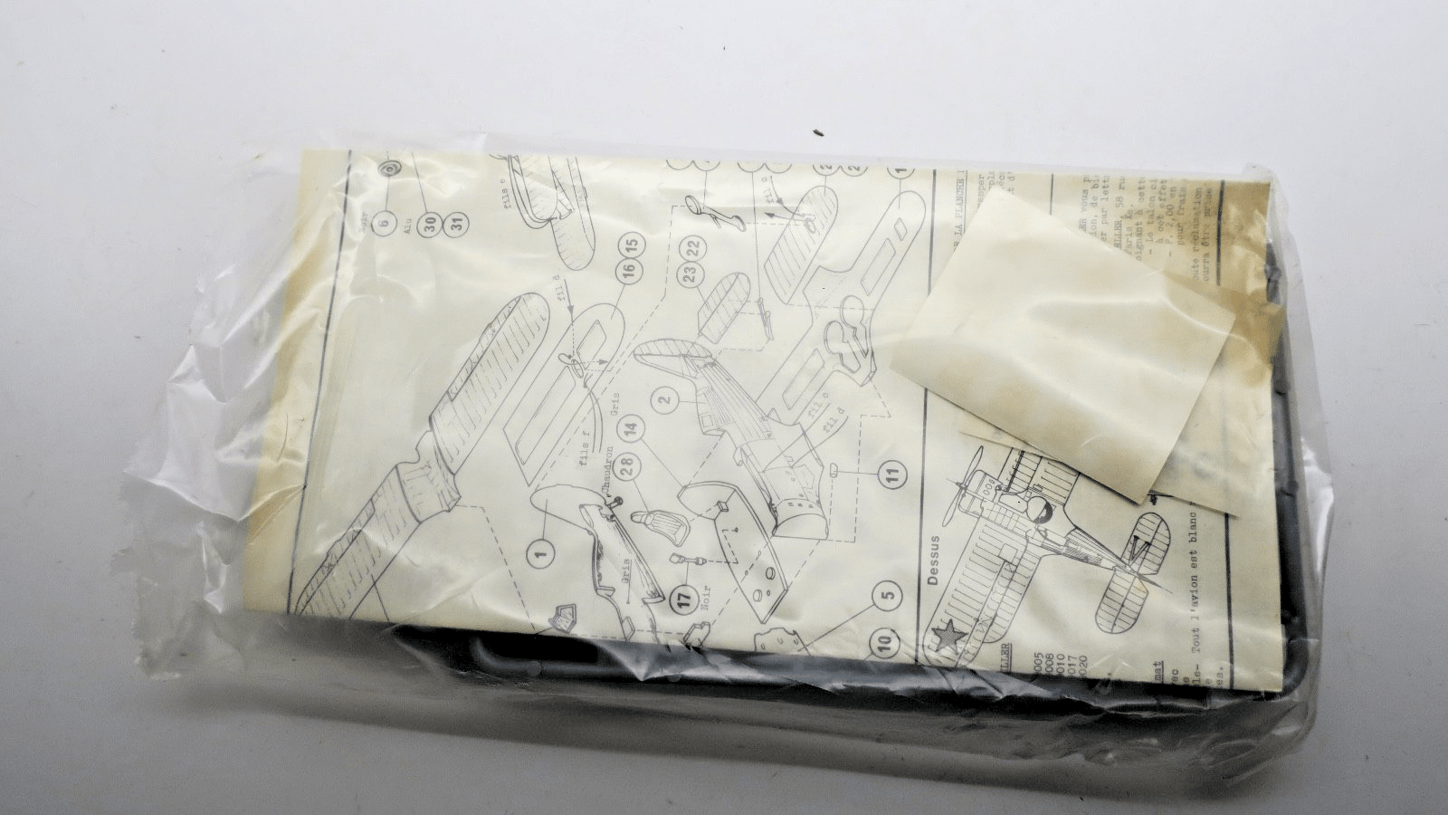 Heller 1/72 Polikarpov I - 153 Model Kit L099 - WISE GUYS HOBBIES LLC