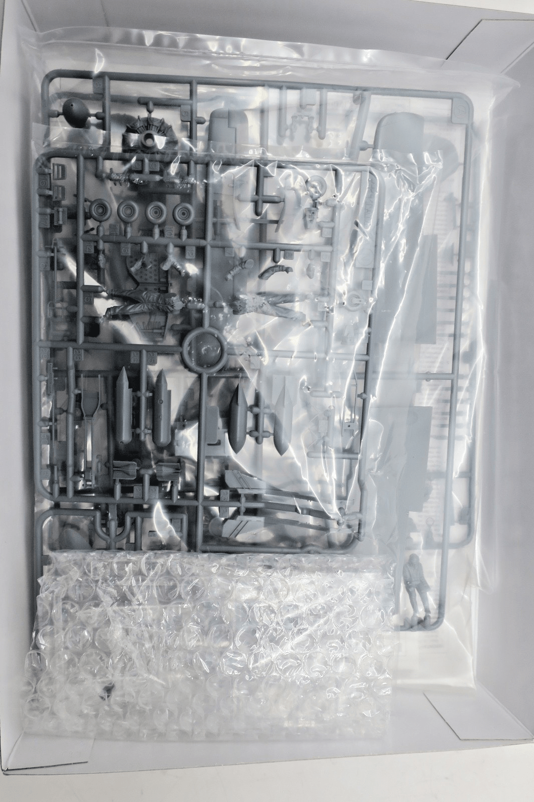 Tamiya 1/48 Focke Wulf Fw190 F8/9 w/ Bomb Loading Set Model Kit - WISE GUYS HOBBIES LLC
