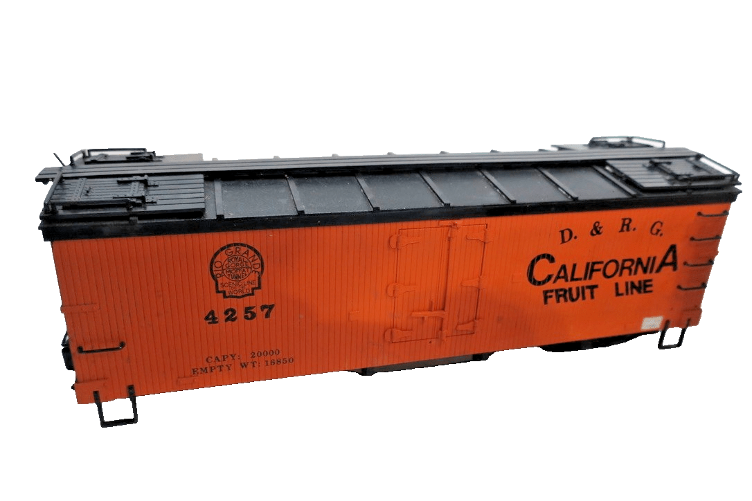 DELTON (4257) DENVER & RIO GRANDE / CALIFORNIA FRUIT LINE / WOOD - SIDED REEFER - WISE GUYS HOBBIES LLC