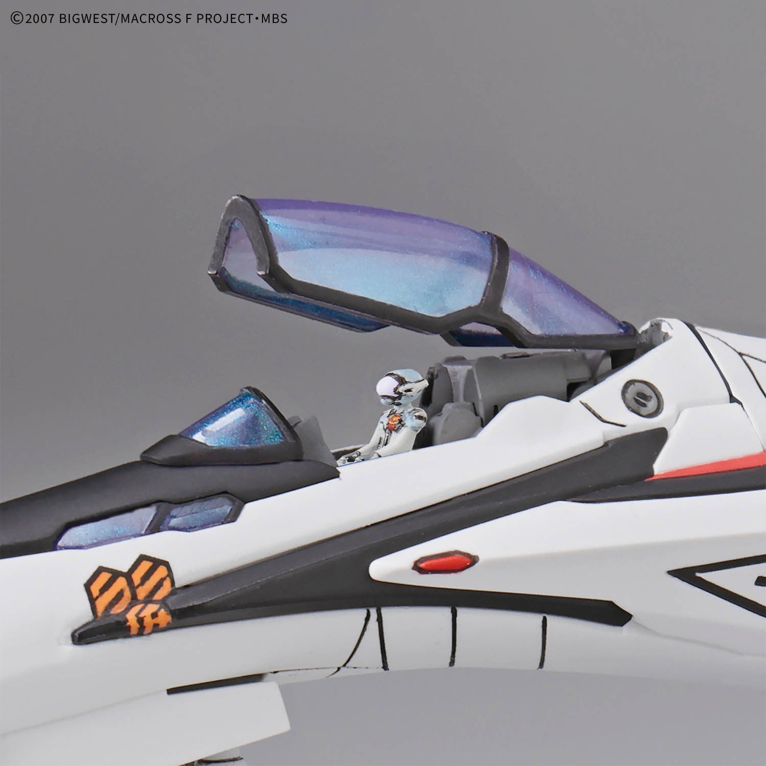 Bandai Macross Frontier HG 1/100 VF-25F Messiah Valkyrie Model Kit - WISE GUYS HOBBIES LLC