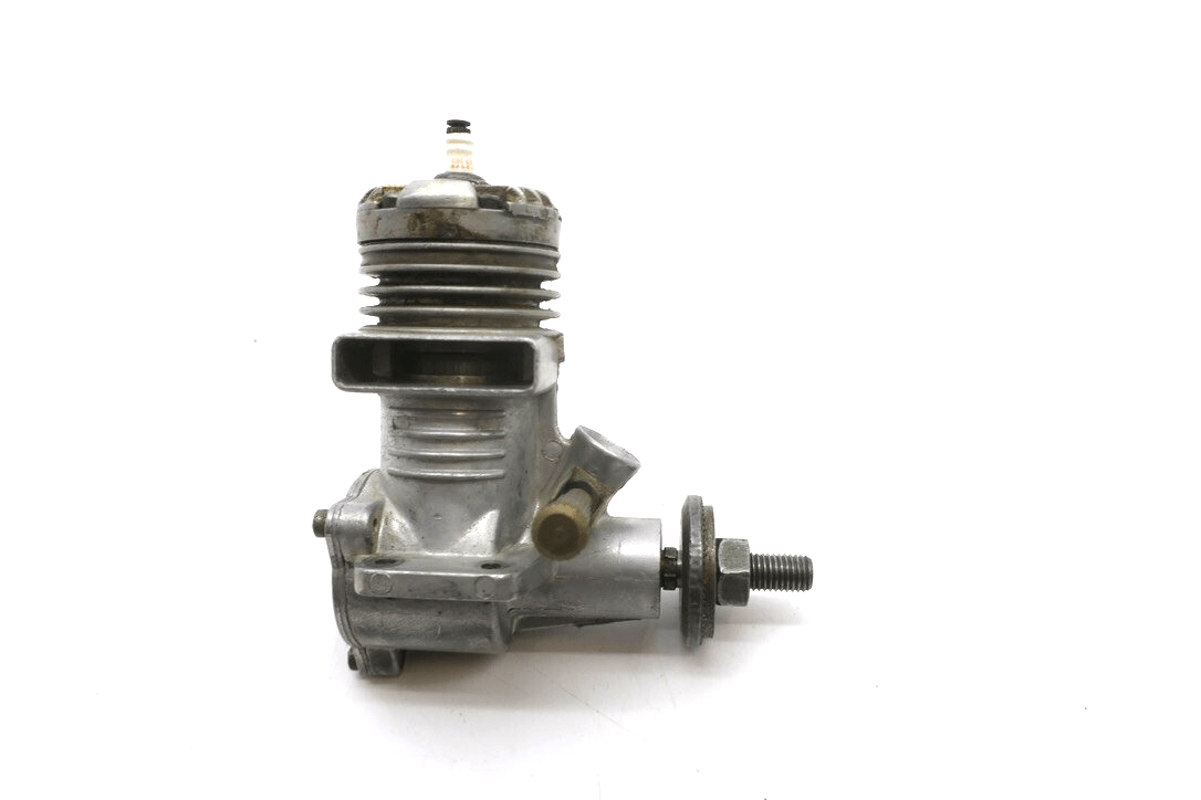 VTG FOX 29 MODEL AIRPLANE ENGINE (c.1950s)+ CHAMPION VG-1 GLOW PLUG - WISE GUYS HOBBIES LLC