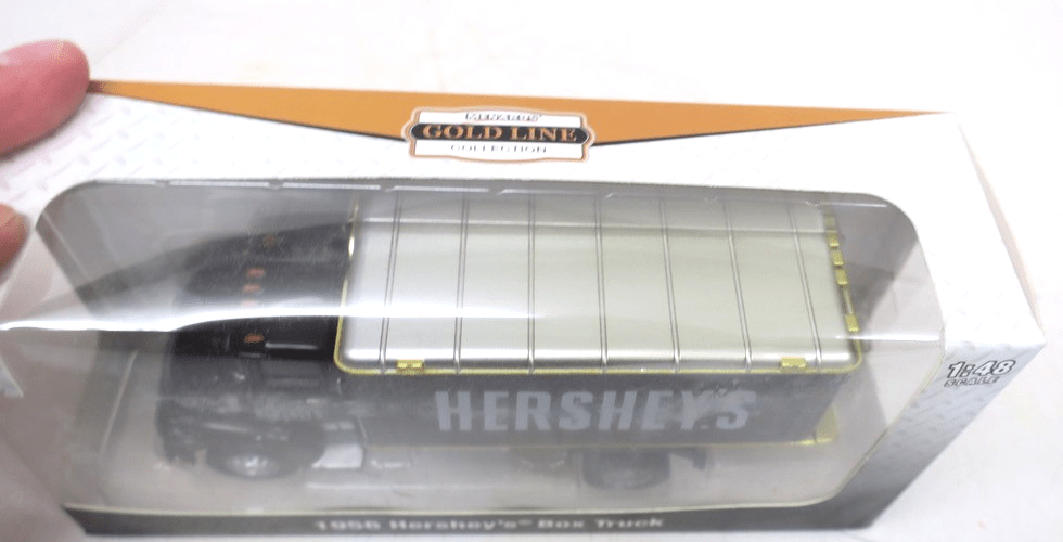 Retired 5 3/4 INCH 1:48 Hershey's 1956 Ford Box Truck O Scale New In Box - WISE GUYS HOBBIES LLC