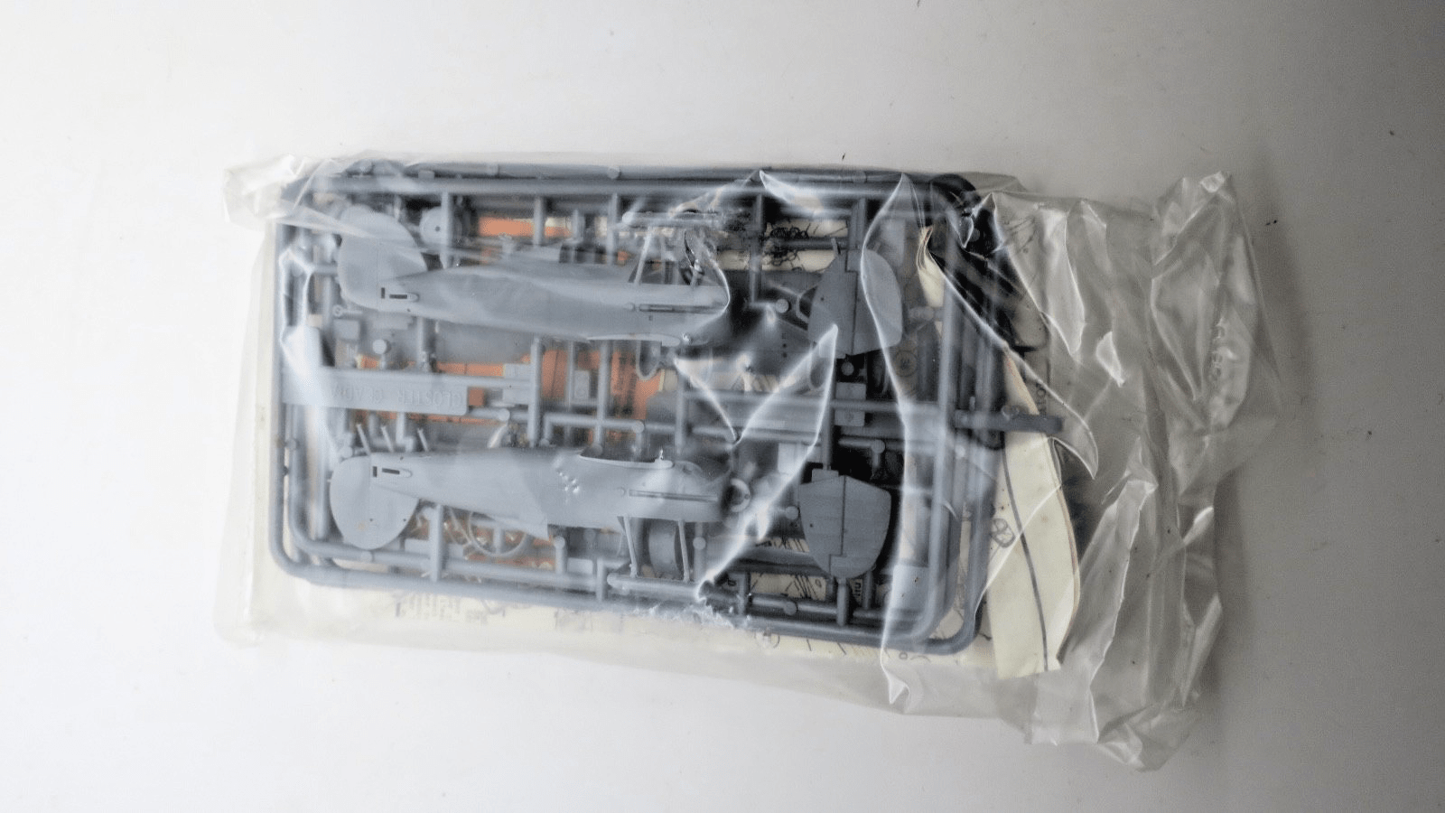 Heller 1/72 Gloster Gladiator II Model Kit 153 - WISE GUYS HOBBIES LLC