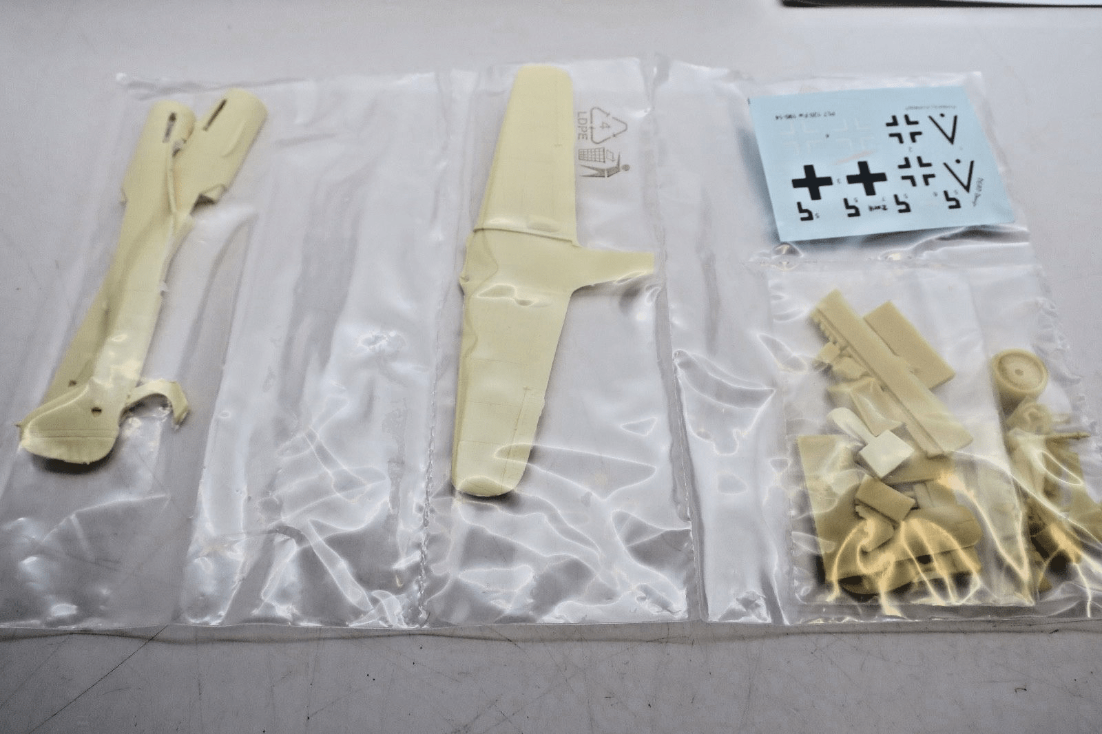Planet Models 1/72 Focke Wulf Fw190 D - 14 With DB603 Engine Resin Kit 120 - WISE GUYS HOBBIES LLC