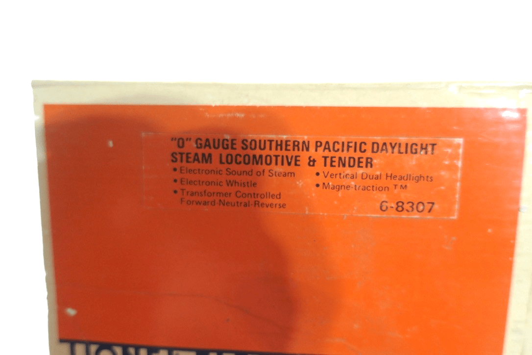 1983 Lionel O Gauge S. Pacific Daylight Steam Loco & Tender 6 - 8307 - WISE GUYS HOBBIES LLC
