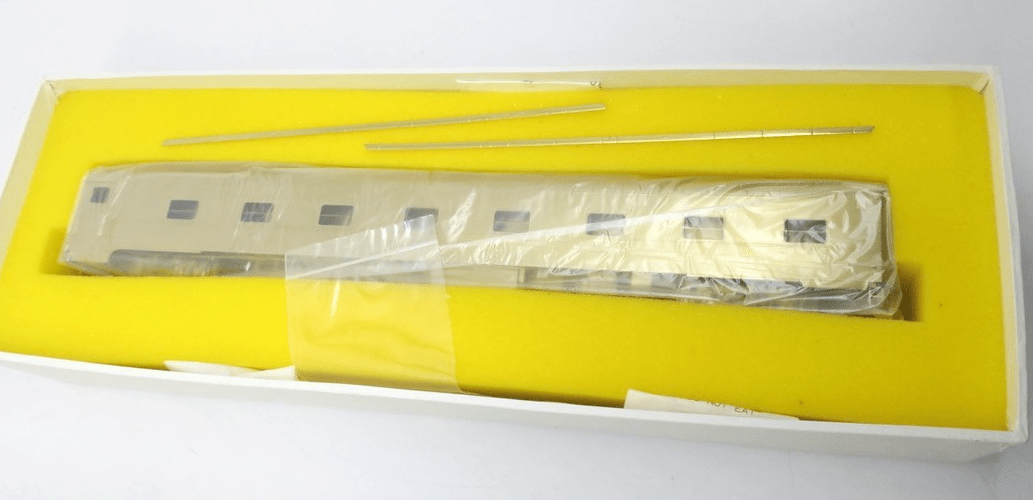Oriental Ltd Samhongsa Brass HO 1948 Broadway Imperial Sleeper Passenger Car NIB - WISE GUYS HOBBIES LLC