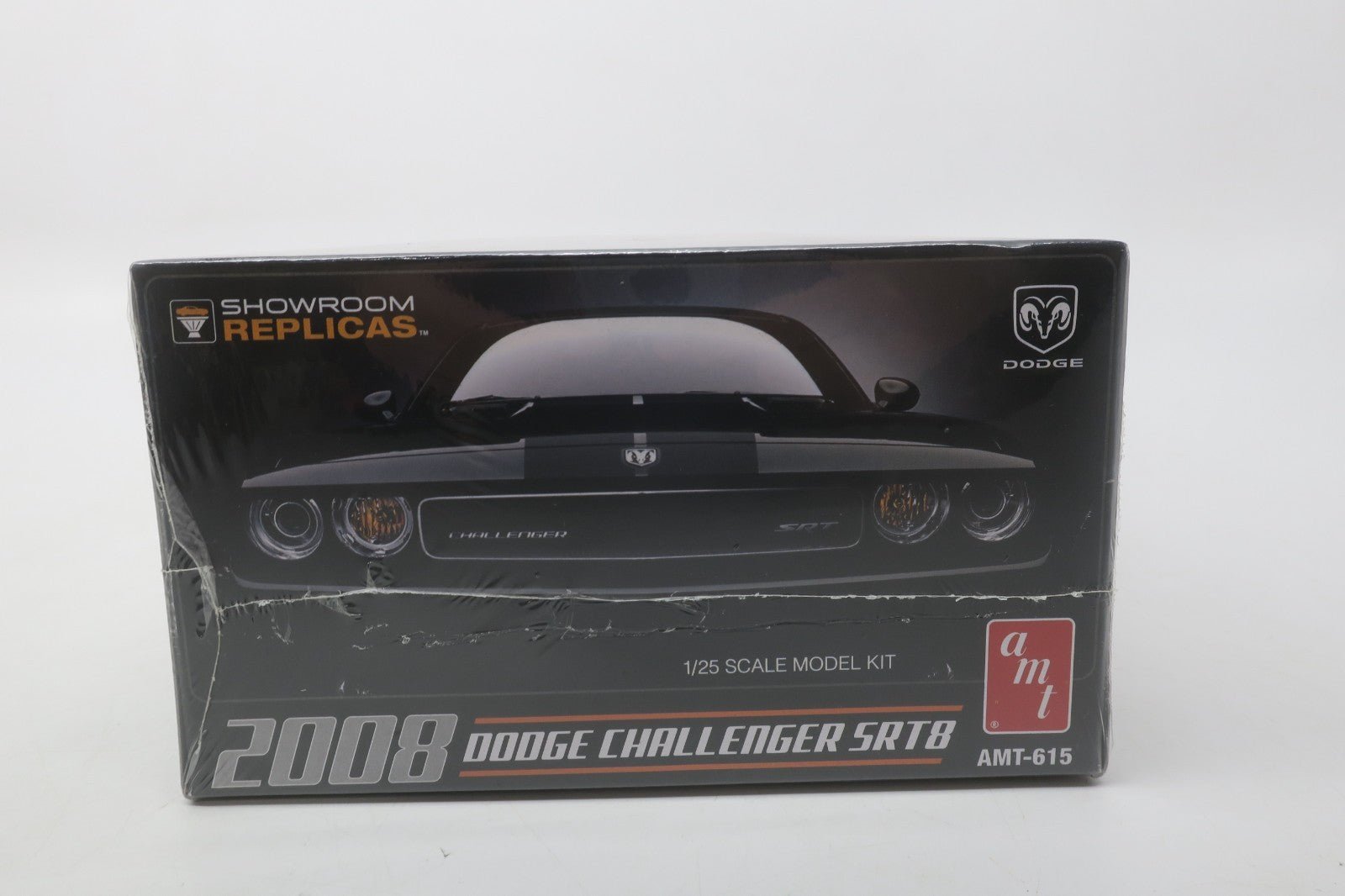 AMT 1/25 2008 Dodge Challenger SRT8 Plastic Model Kit AMT-615 SEALED - WISE GUYS HOBBIES LLC