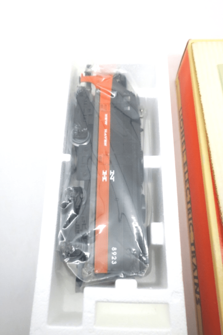 Lionel New Haven "A" Alco Diesel Engine Non-Powered, 6-18923 - WISE GUYS HOBBIES LLC