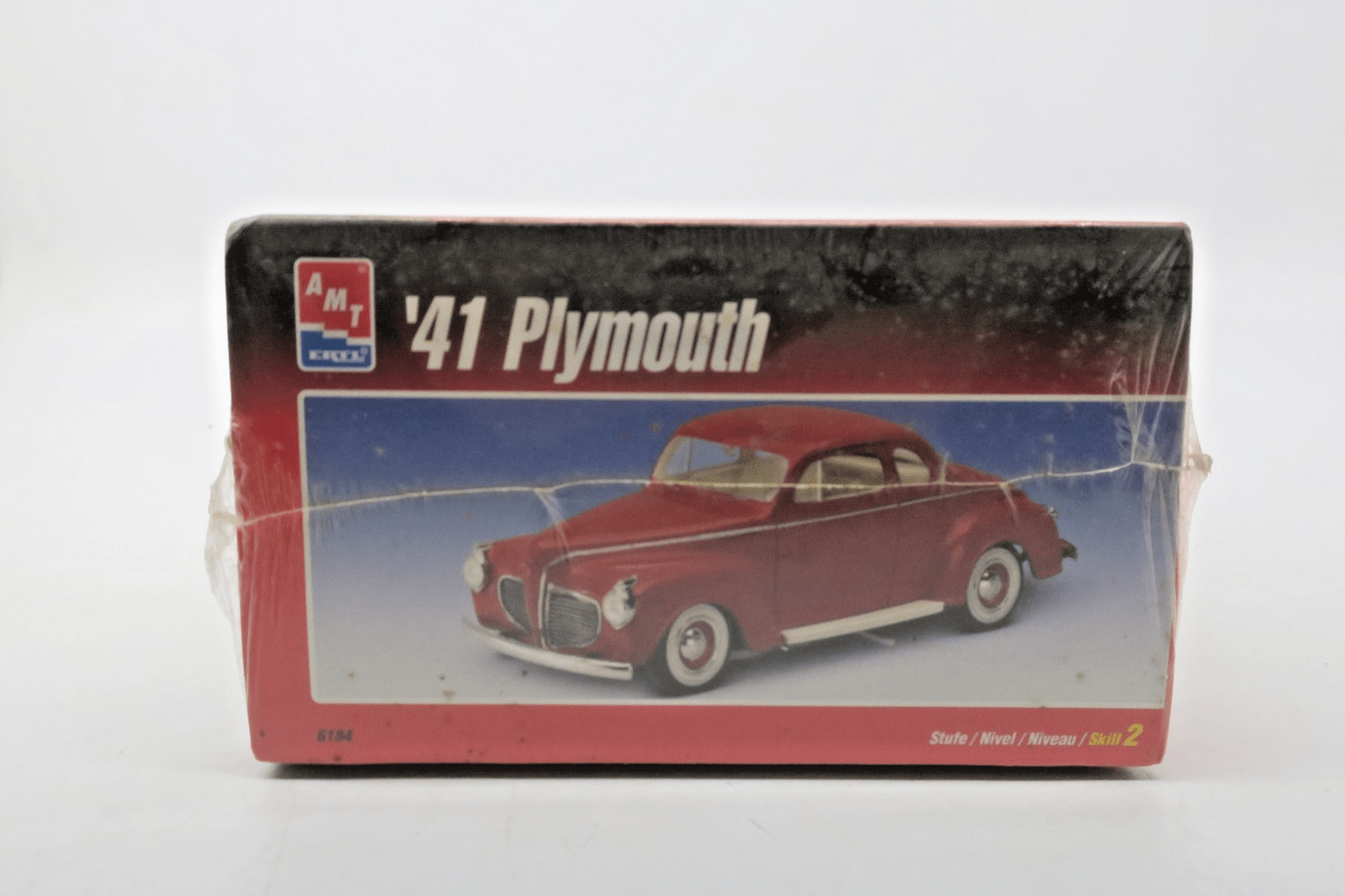 AMT 1/25 '41 Plymouth Plastic Model Kit 6184 SEALED - WISE GUYS HOBBIES LLC