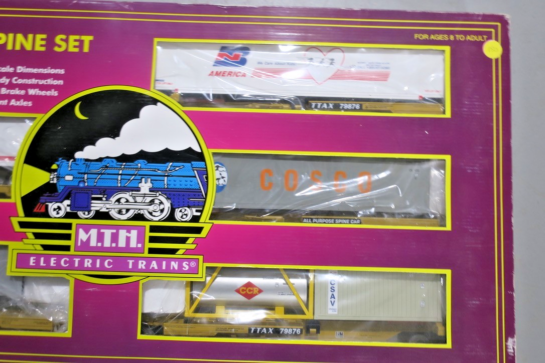 MTH Premier O Scale (20 - 95035) TTX Spine Car 5 - Pack w/Containers & Trailers - WISE GUYS HOBBIES LLC