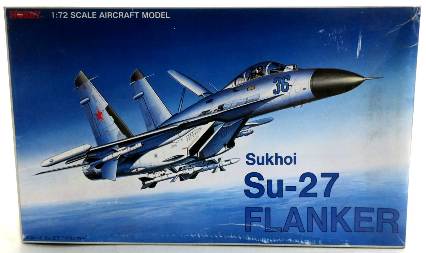 Tsukuda Hobby 1/72 Sukhoi Su-27 Flanker Model Kit #S02-1400