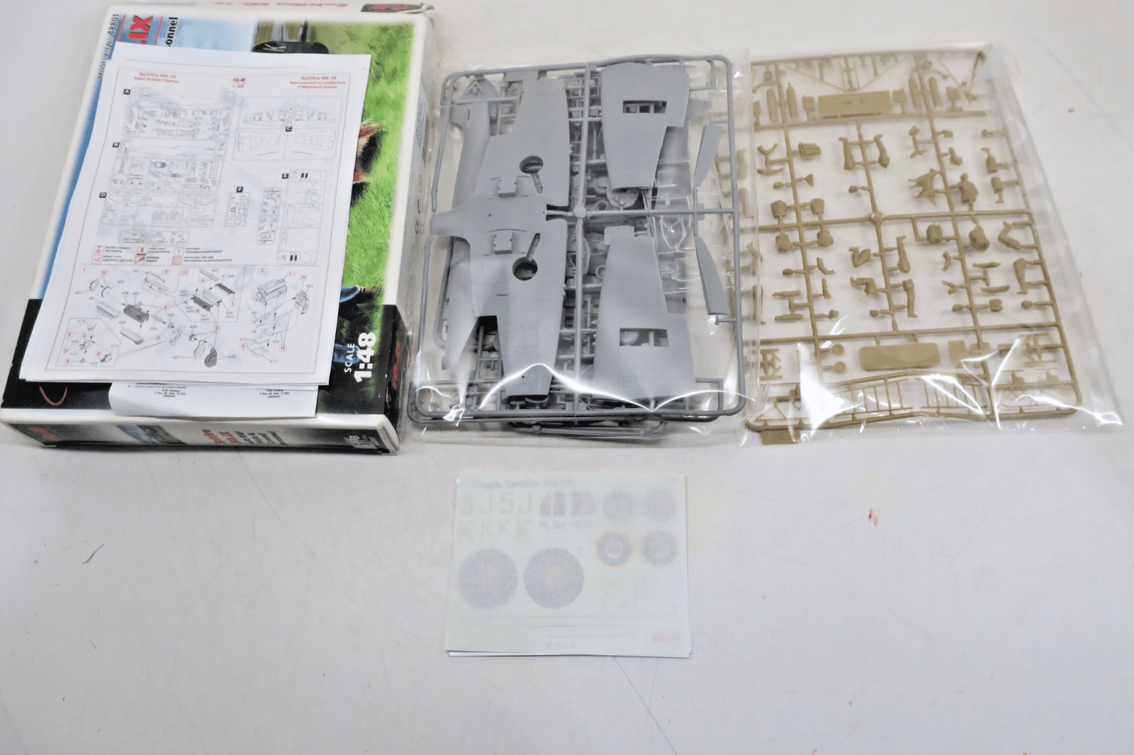 ICM 1/48 Spitfire Mk.IX with RAF Pilots & Ground Personnel Model Kit 48801 - WISE GUYS HOBBIES LLC