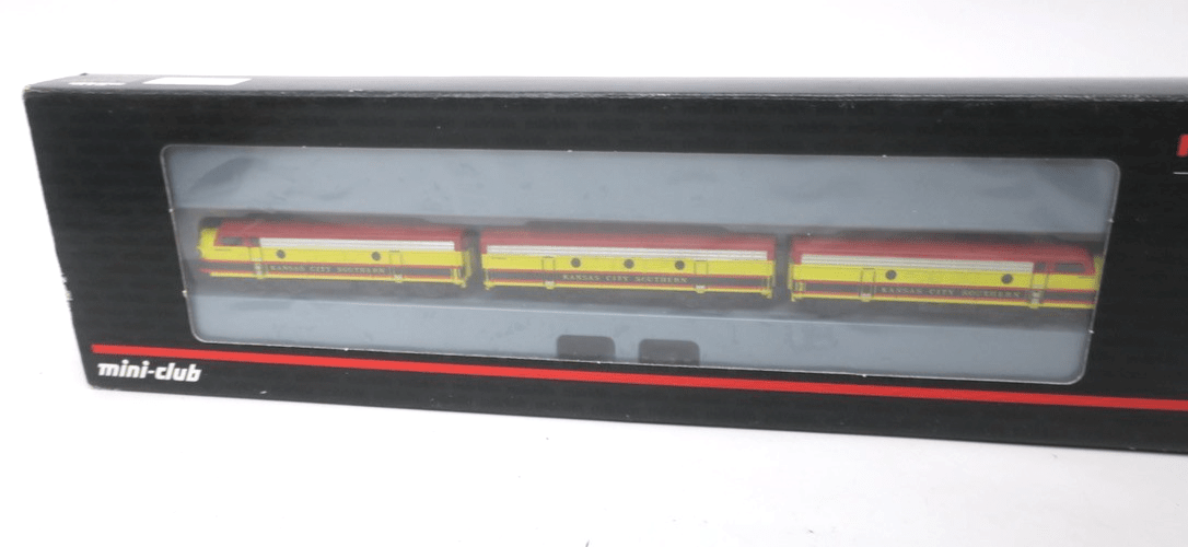 MARKLIN Z SCALE 88199 KANSAS CITY SOUTHERN EMD F7 A-B-A DIESEL ENGINE SET - WISE GUYS HOBBIES LLC