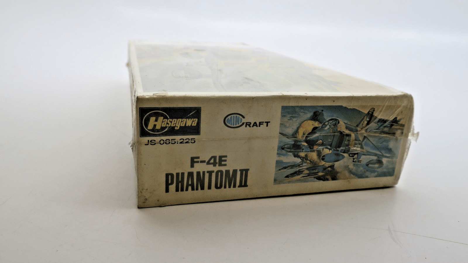 Vintage Hasegawa 1/72 F - 4E Phantom II Model Kit - WISE GUYS HOBBIES LLC