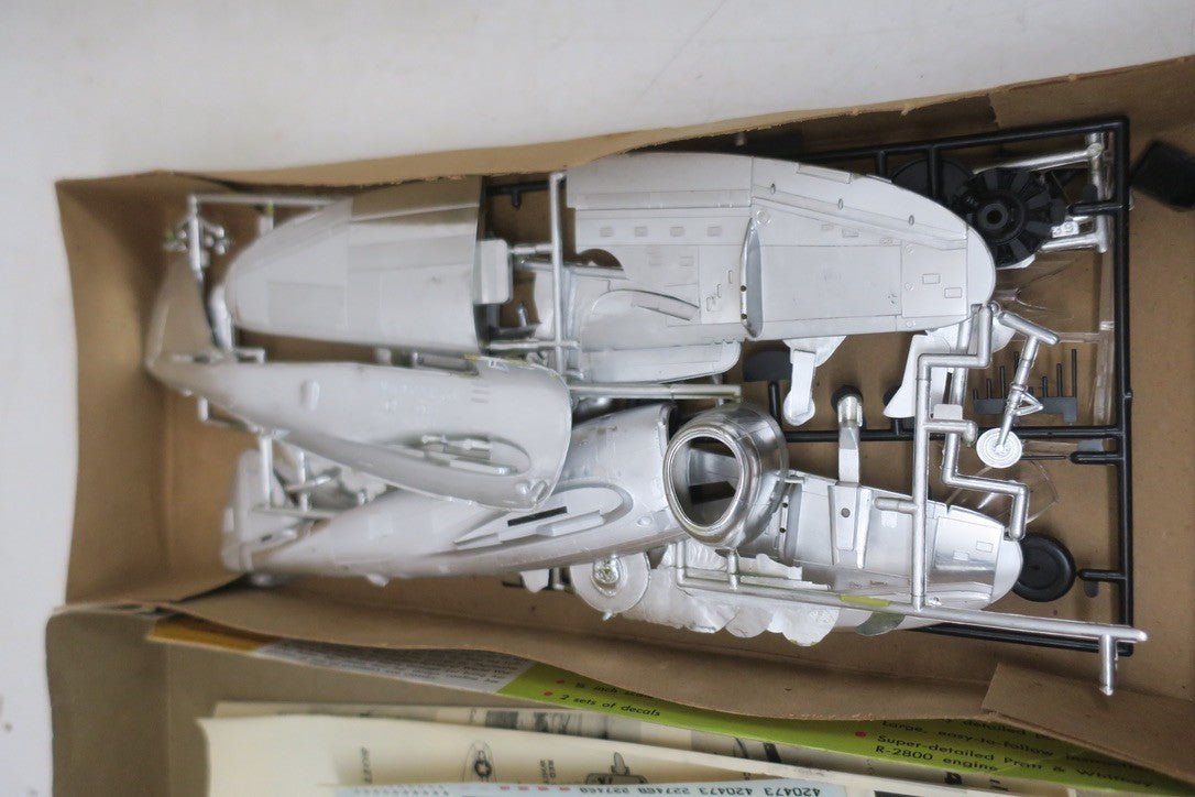 1967 Hawk P - 47D THUNDERBOLT 1/48 Chrome Plated Model Airplane Kit A/212 - 200 - WISE GUYS HOBBIES LLC