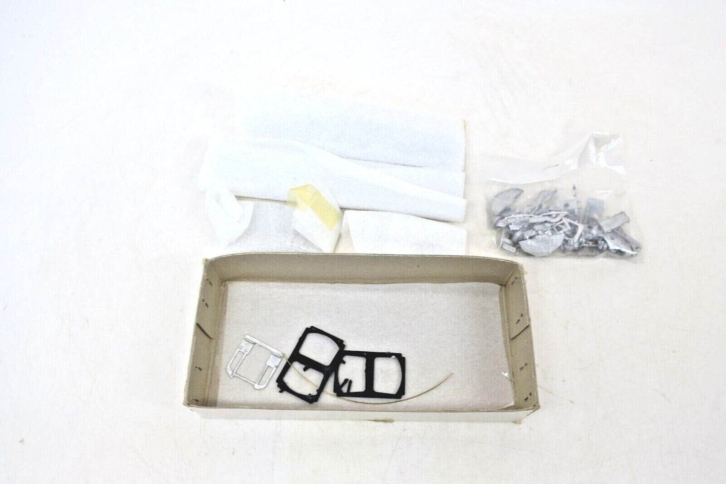 Weico HO Australian Melbourne W2 Class Tram Trolley Streetcar White Metal Kit