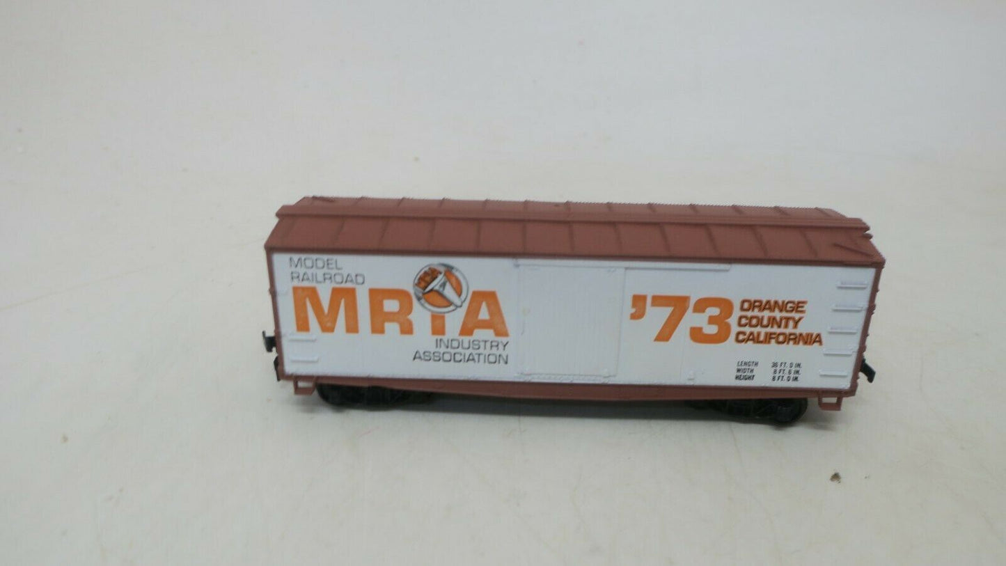 HO SCALE ROUNDHOUSE '73 MRIA CONVENTION CAR KIT