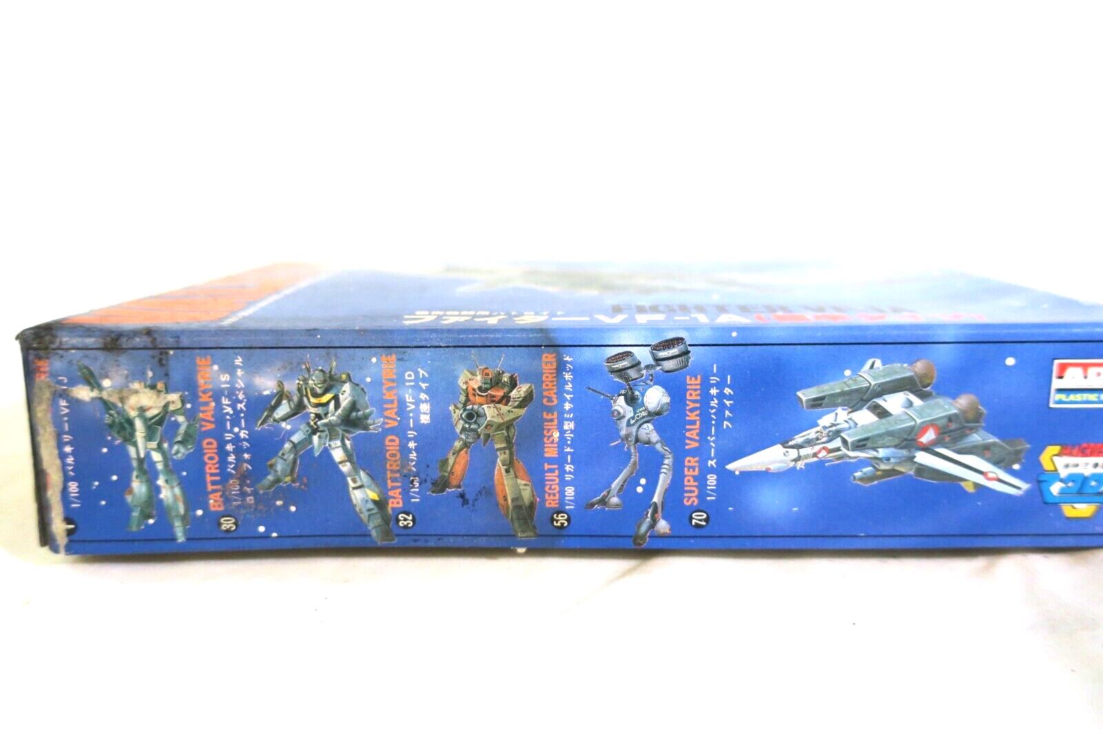 Arii Macross 1/100 Fighter Valkyrie VF-1A Model Kit - WISE GUYS HOBBIES LLC