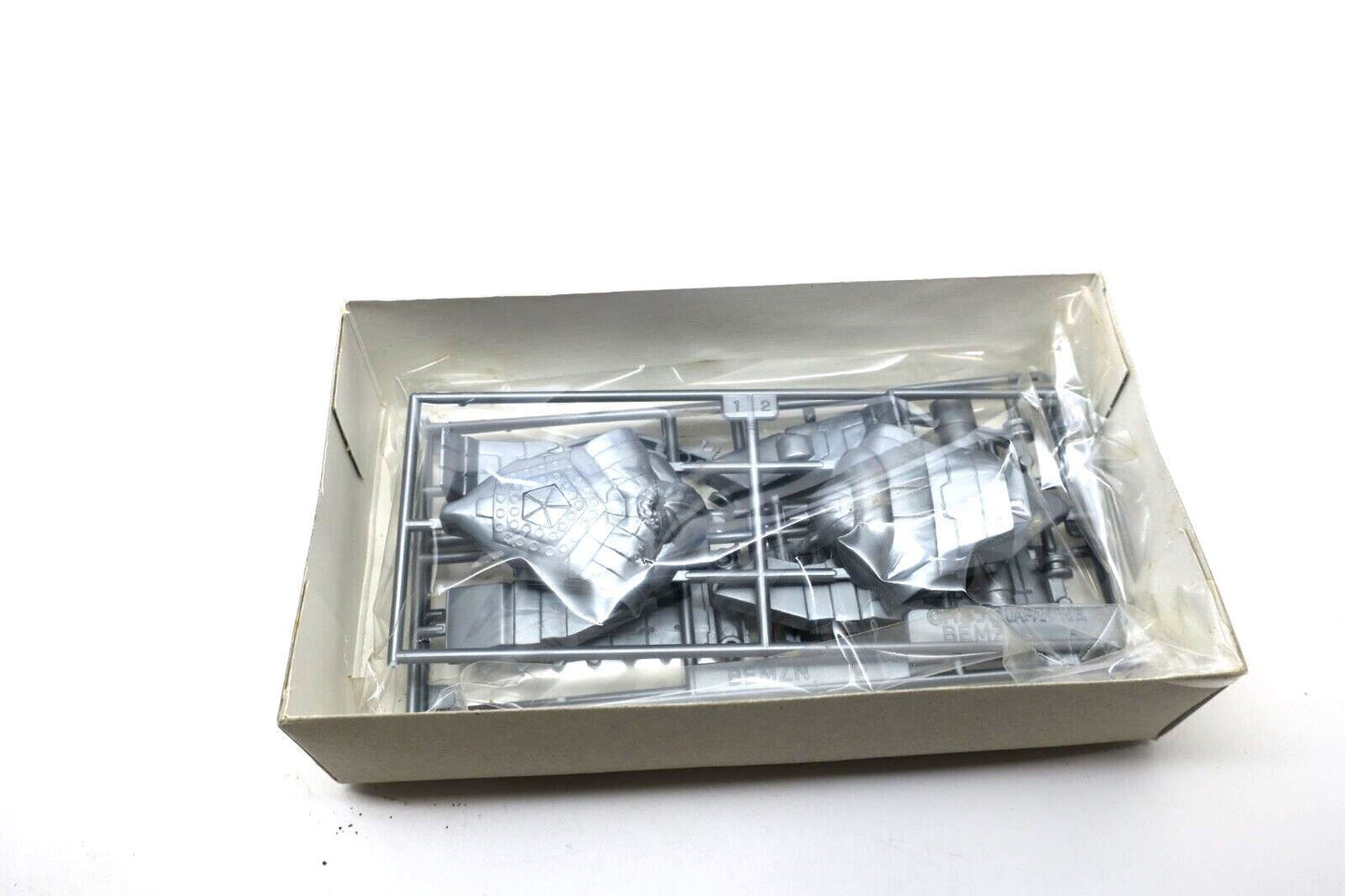 Nitto Andro Melos Andoro Bemzn 1/550 Ultraman model kit 23035-100 B14