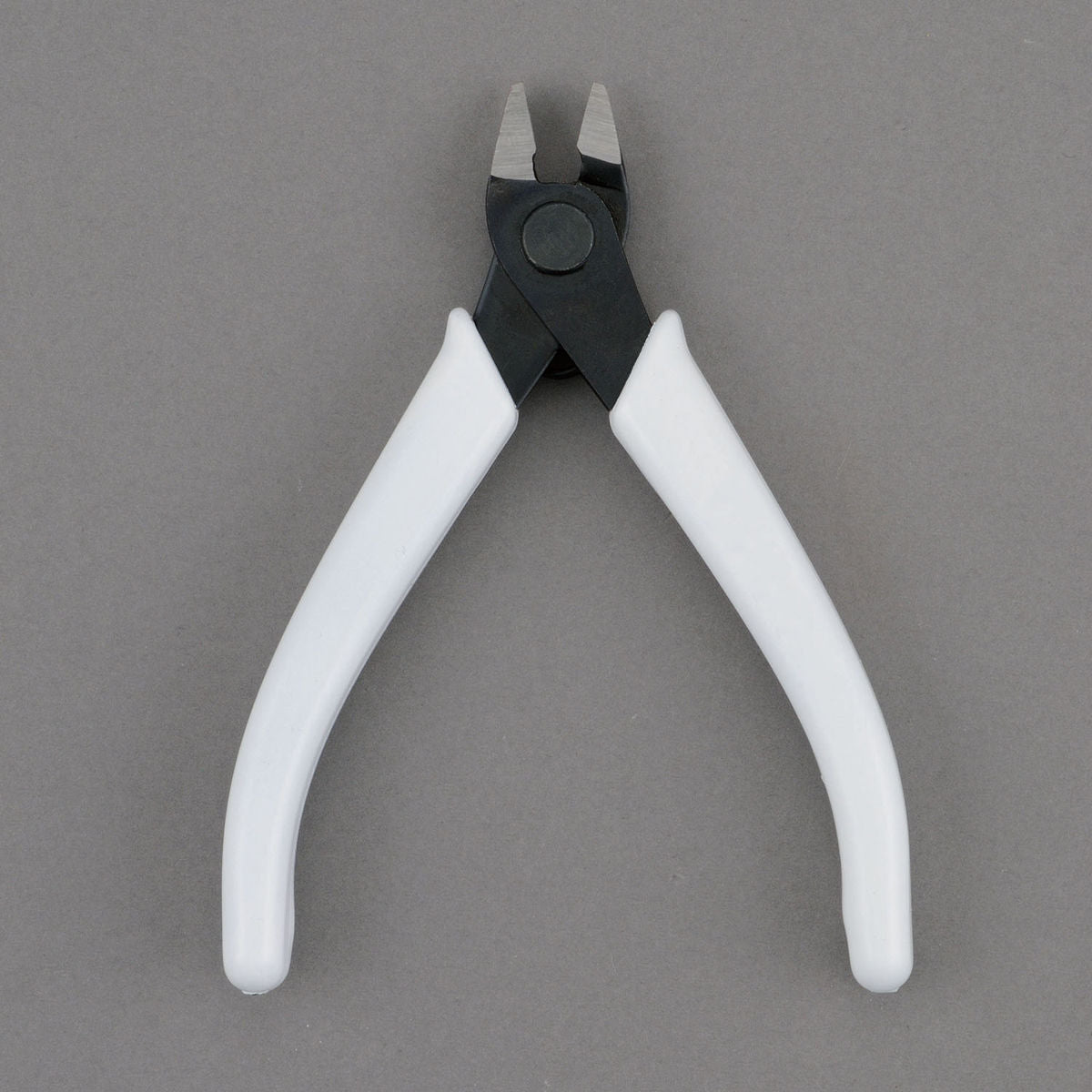 Entry Nipper (5 Types) - WISE GUYS HOBBIES LLC