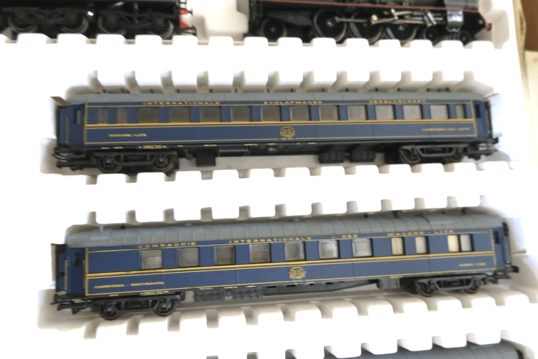 Bachmann 40 - 0185 HO Gauge “Orient Express” Steam Train Set - WISE GUYS HOBBIES LLC