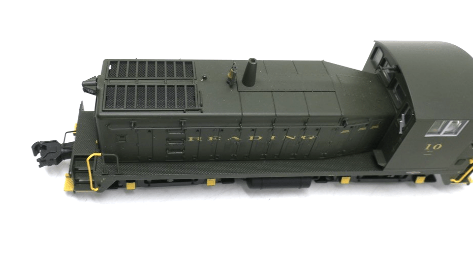 ATLAS O EMD SW900M DIESEL LOCOMOTIVE 6113 - 1 READING - 10 3 RAIL - WISE GUYS HOBBIES LLC