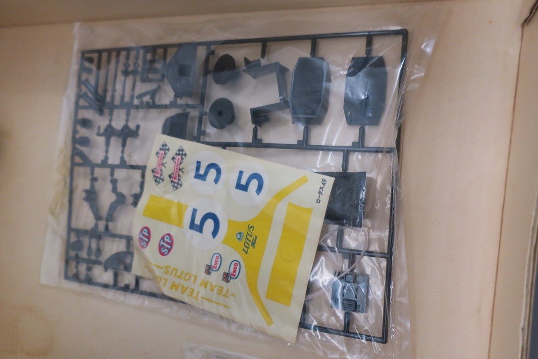 Imai 3203 Motorized Lotus 49 Ford F - 1 Grand Prix Series Assembly Kit 1/12 - WISE GUYS HOBBIES LLC