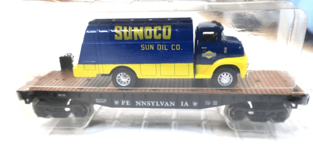 NEW Menards O Gauge Sunaco Pennsylvania Truck Flatcar 1956 Fuel Truck 10 - 1/2" - WISE GUYS HOBBIES LLC