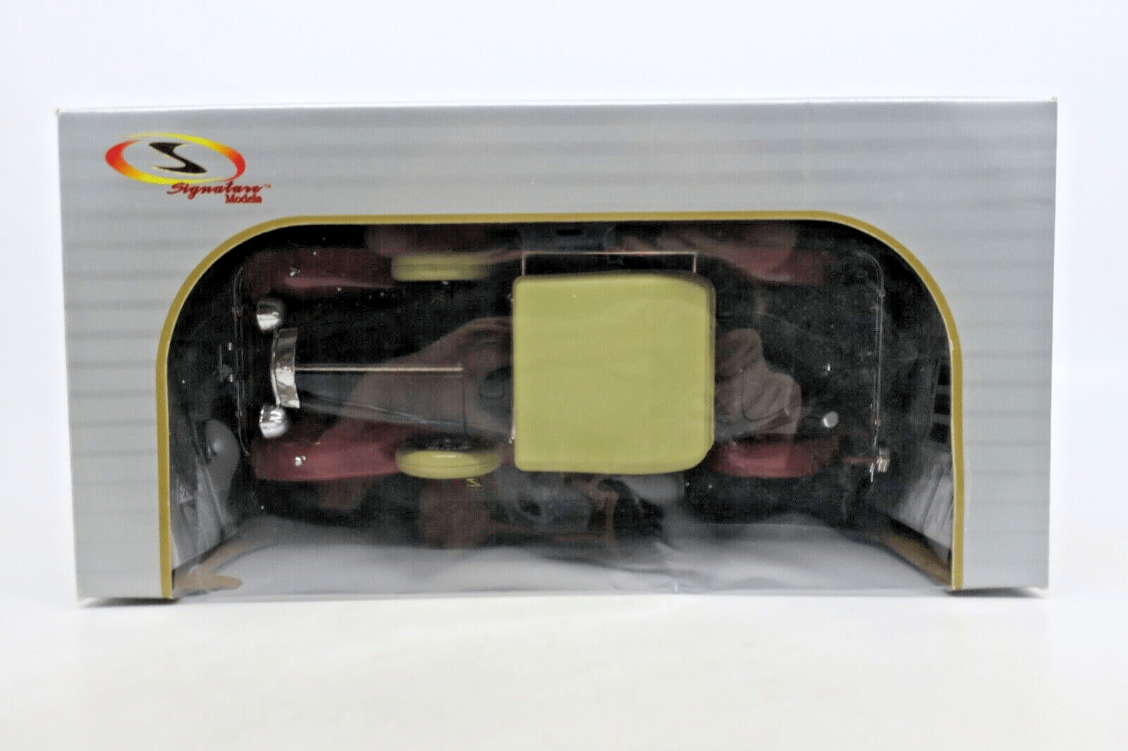 Signature Models- 1930 Packard Boattail Speedster - 1:18 Diecast - WISE GUYS HOBBIES LLC