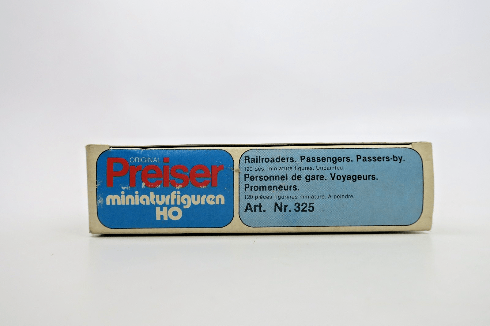 Preiser Railroaders, Passengers, Passers - by Model Kit 325 - WISE GUYS HOBBIES LLC