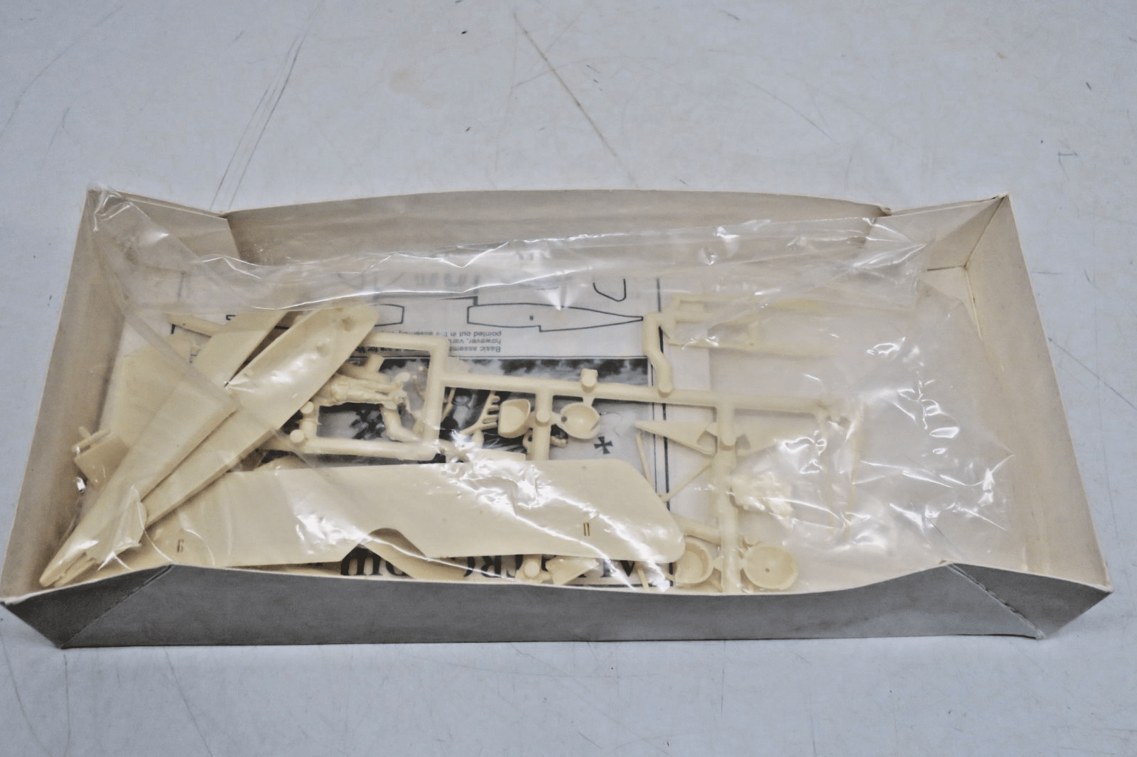 Glencoe Models 1/48 Albatros DIII Model Kit 05101 - WISE GUYS HOBBIES LLC