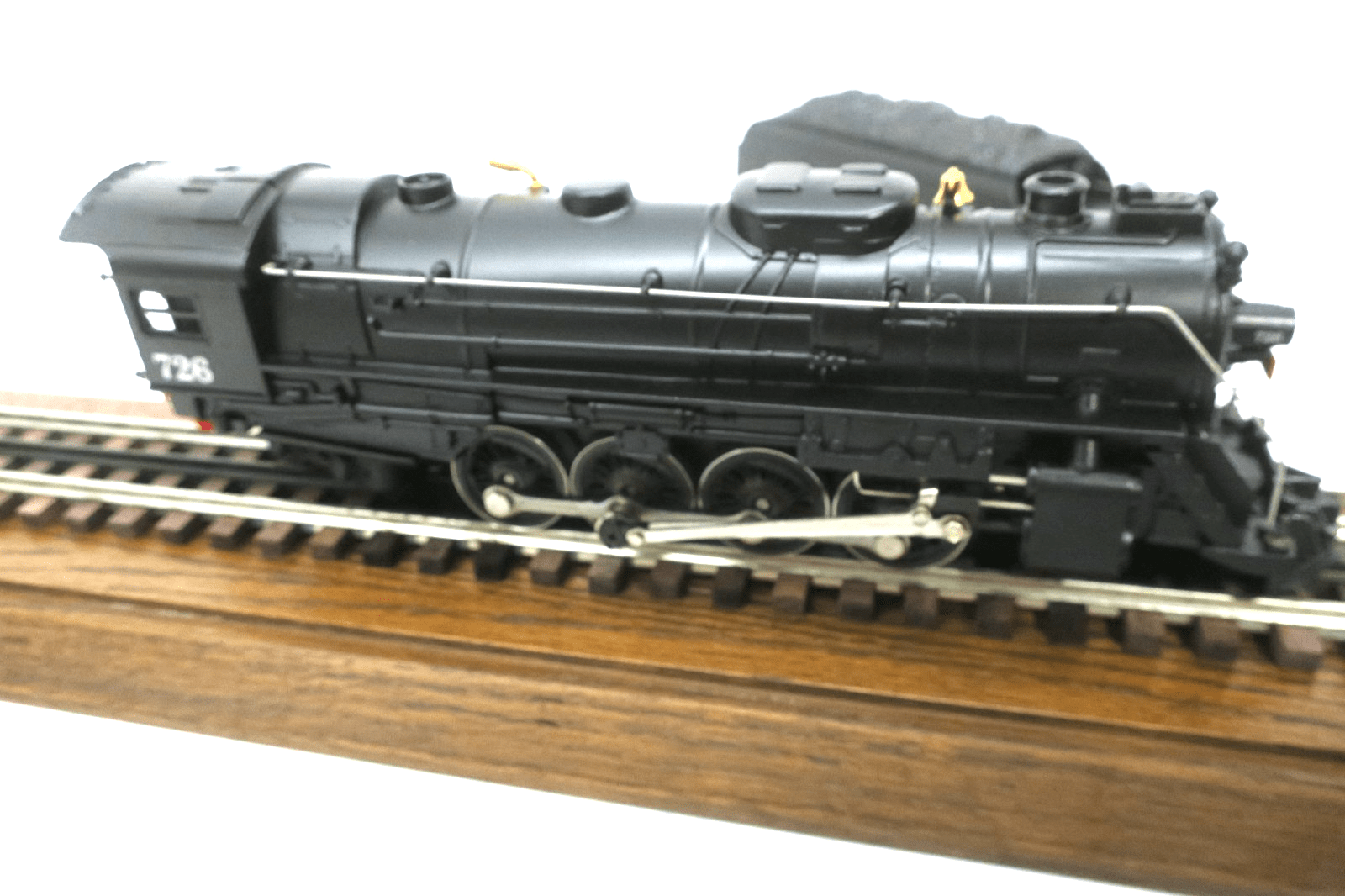 Lionel Century Club 726 Berkshire Steam Locomotive and Tender with Display Case - WISE GUYS HOBBIES LLC