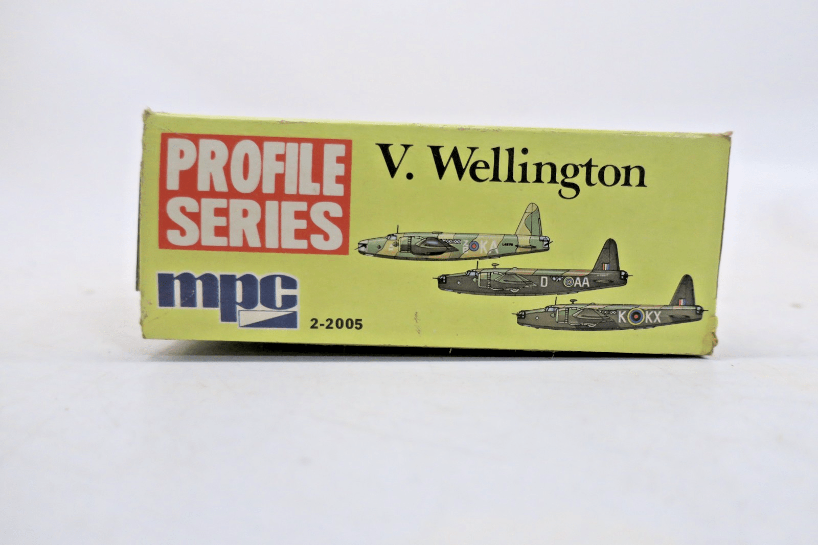 MPC 1/72 Vickers Wellington Model Kit 2 - 2005 NO DECALS - WISE GUYS HOBBIES LLC