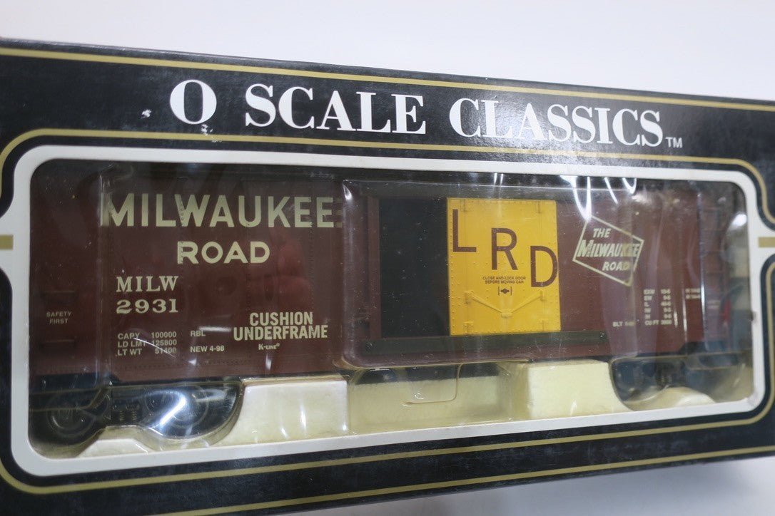 K - LINE MILWAUKEE ROAD LRD 40ft PD BROWN YELLOW BOX CAR O SCALE K761 - 1371 - WISE GUYS HOBBIES LLC
