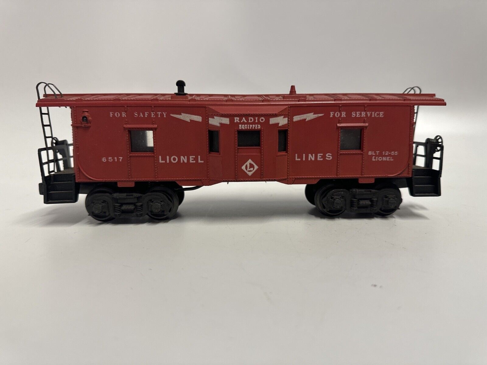 LIONEL LINES POSTWAR O GAUGE 6517 RADIO EQUIPPED WIDEVISION CABOOSE C8+ - WISE GUYS HOBBIES LLC