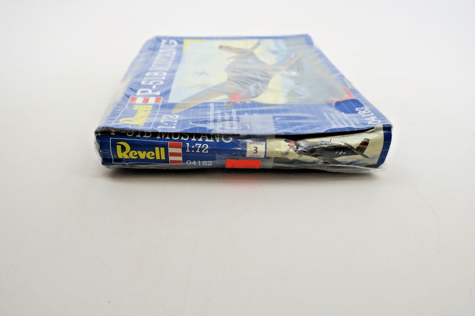 Revell 1/72 P - 51B Mustang Model Kit 04182 DAMAGED BOX - WISE GUYS HOBBIES LLC