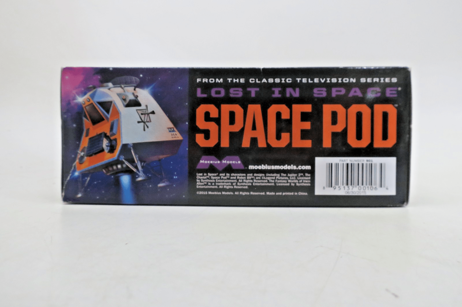 Moebius Models 1/24 "Lost In Space" Space Pod Plastic Model Kit 901 - WISE GUYS HOBBIES LLC