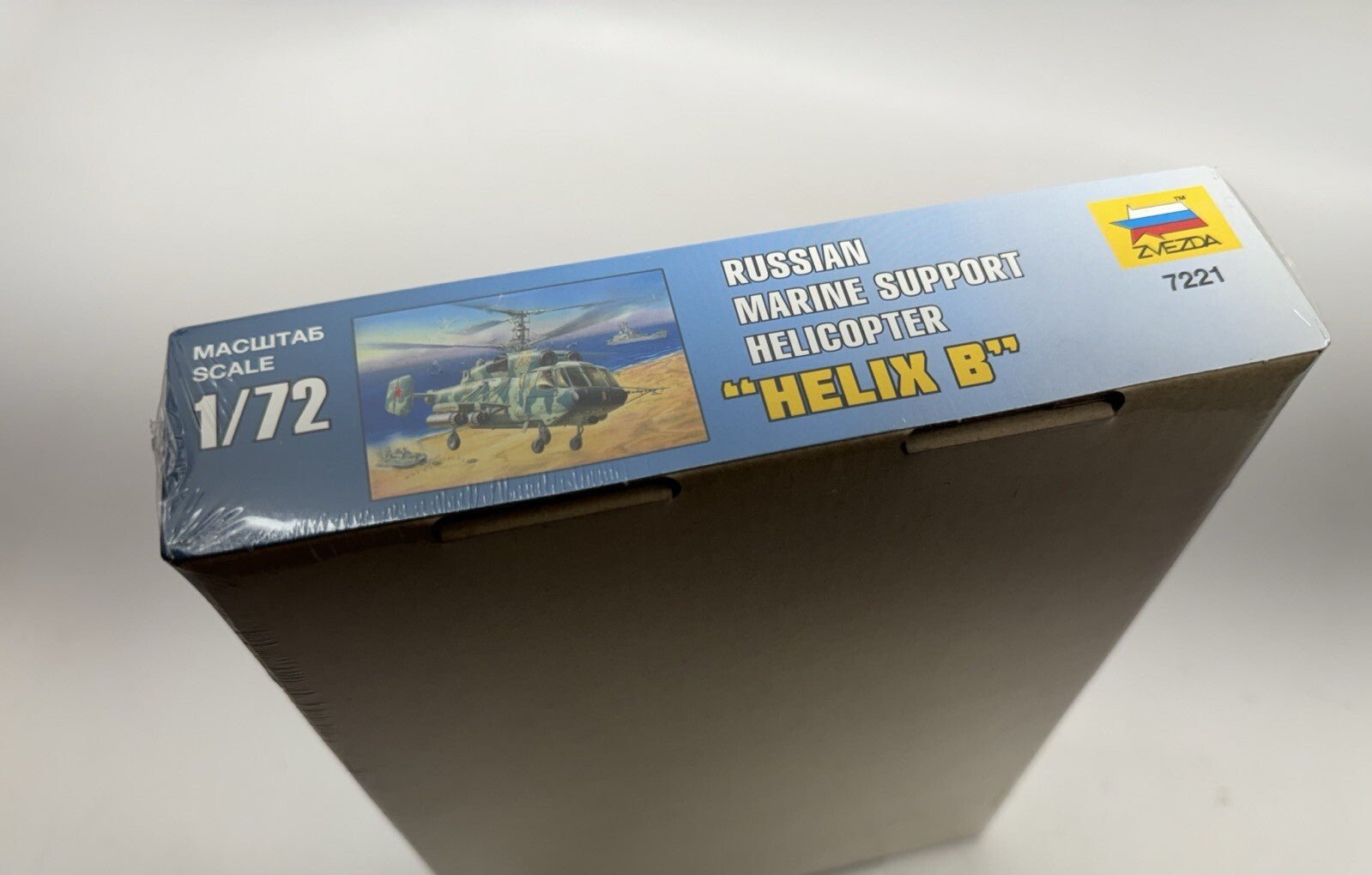 Zvezda 7221 Russian Marine Support Helicopter "HELIX B" 1/72 plastic model kit - WISE GUYS HOBBIES LLC