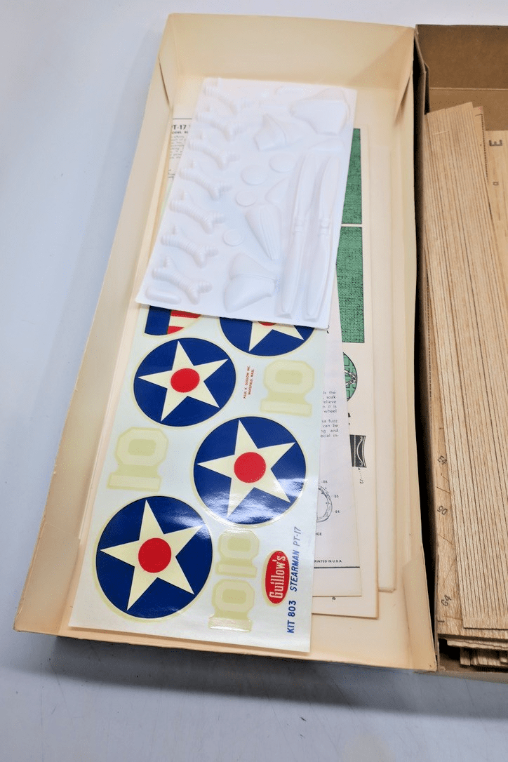 Stearman PT - 17 Guillows 803 Balsa Wood Airplane Model 1/16 - WISE GUYS HOBBIES LLC