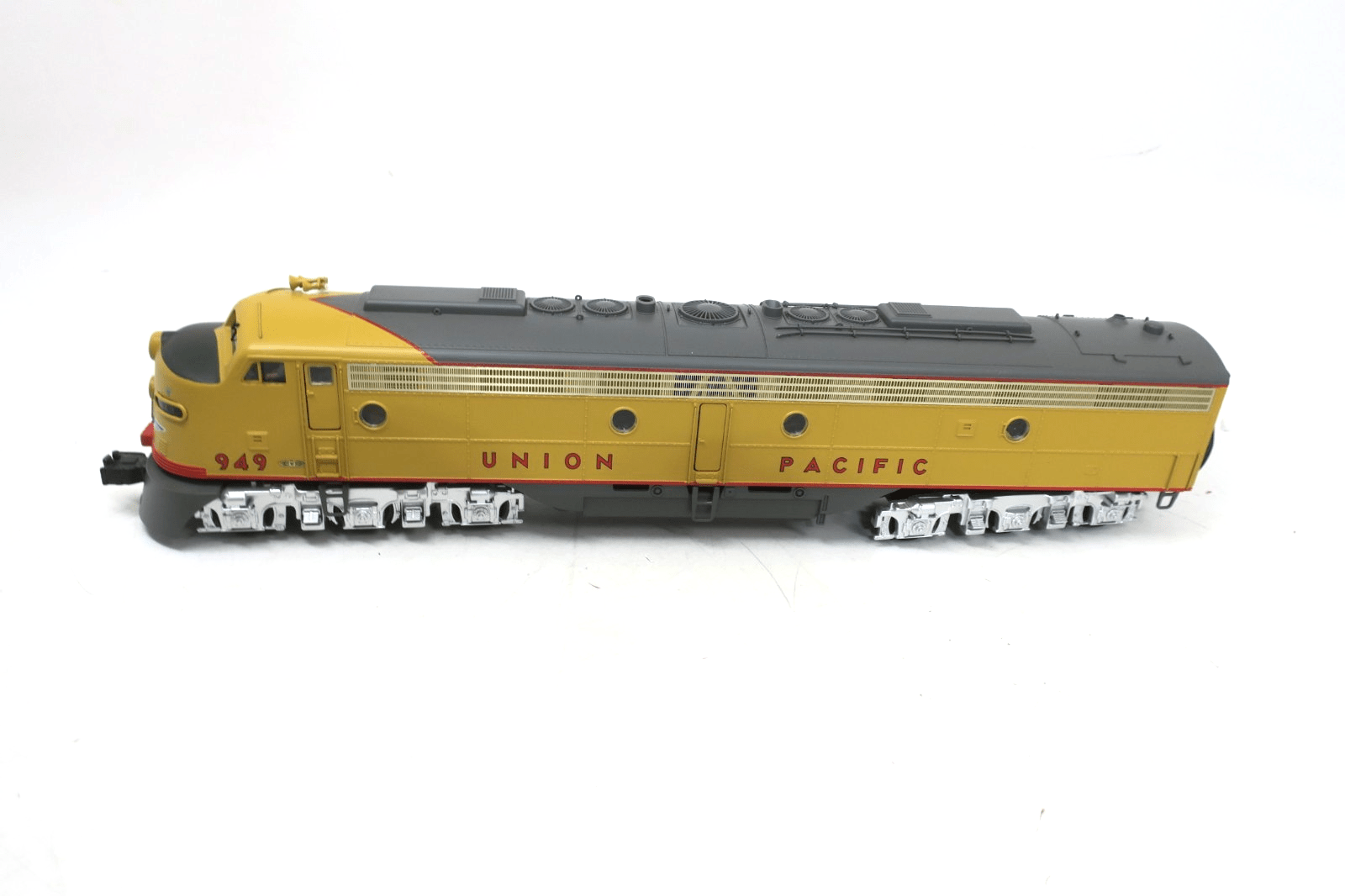 MTH Premier 20 - 2208 - 1 Union Pacific E8 A - B - A Diesel Engine Set O - Gauge - WISE GUYS HOBBIES LLC